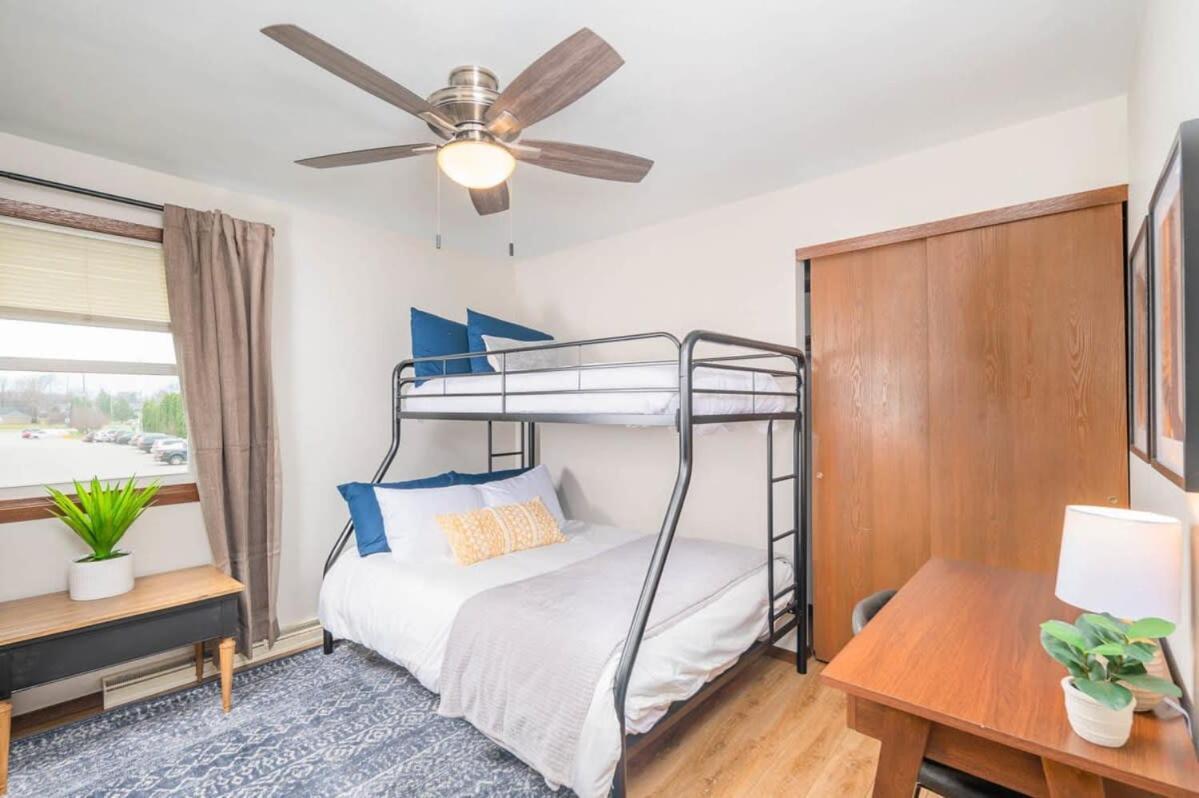 Relax On Ridgeview- 3 Bedroom Appleton Exterior photo