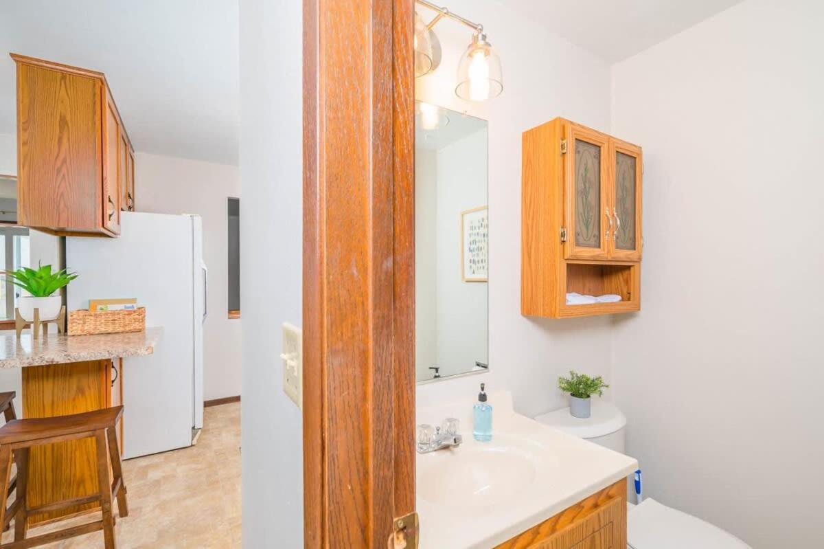 Relax On Ridgeview- 3 Bedroom Appleton Exterior photo
