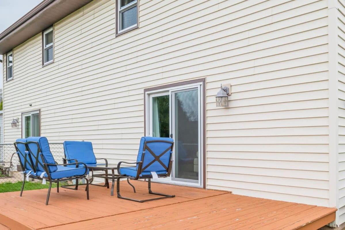 Relax On Ridgeview- 3 Bedroom Appleton Exterior photo